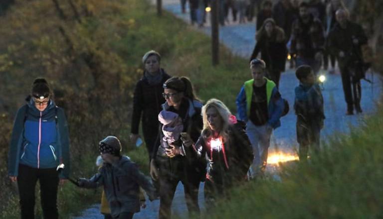 Mini nočna pustolovščina, pohod na Piramido za otroke