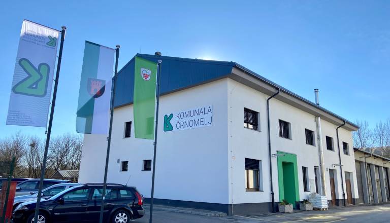 Projekt, ki v Belo krajino prinaša delo, novo vrednost in cenejše izdelke