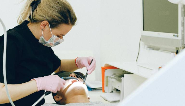 So zobozdravniki za odrasle v Kranju res nedosegljivi? 