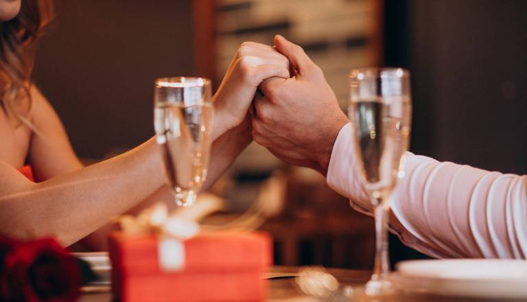 Februar 2026 prinaša prelomnice, ta znamenja bodo morala sprejeti pomembne odločitve