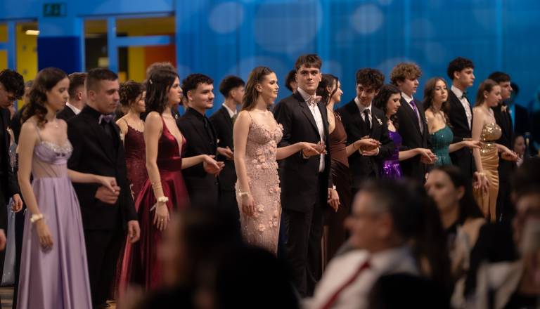 FOTO in VIDEO: Nepozaben večer za maturante Gimnazije Murska Sobota 