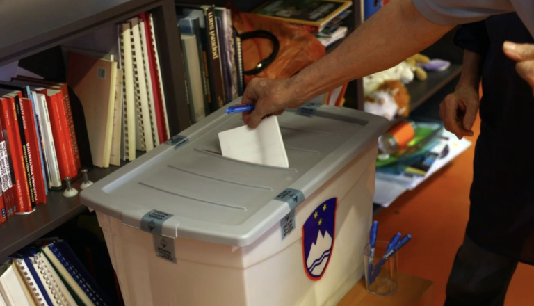 V prihodnjem tednu več predstavitev strankarskih programov in list