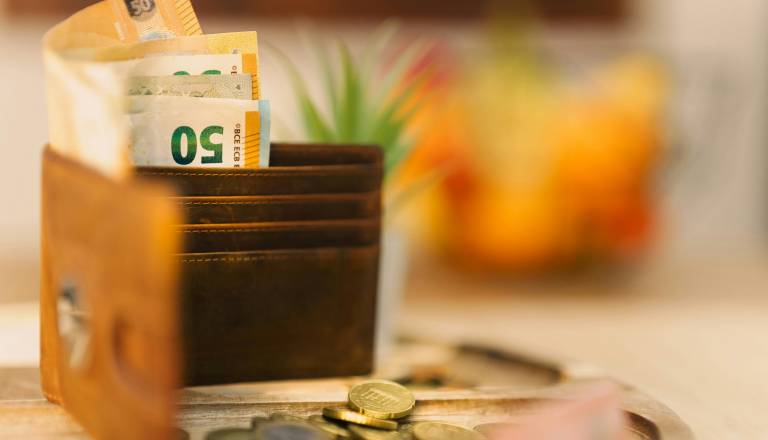 Finančni preobrat je na vidiku, ta znamenja bodo imela največ sreče