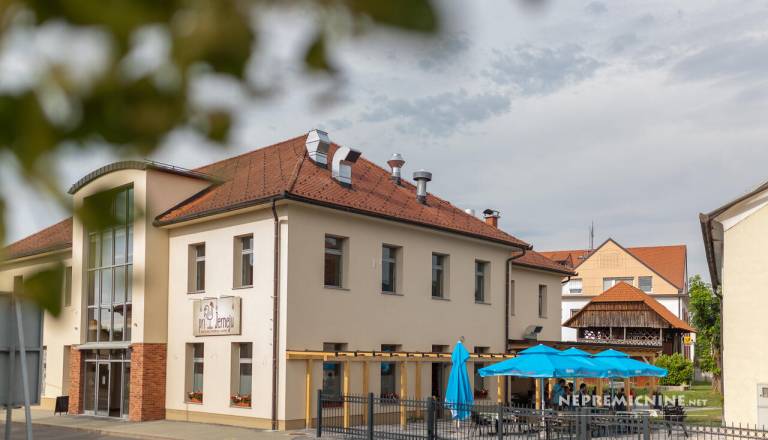 Prodaja se legendarna šentjernejska gostilna. Cena je več kot tri milijone evrov