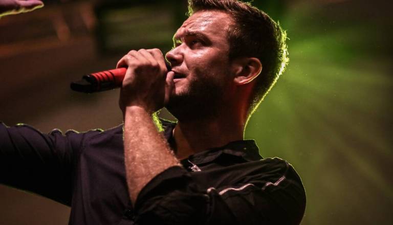 Kam ta konec tedna? V Pomurje prihajajo Luka Basi, Fire Party in pomladne prireditve