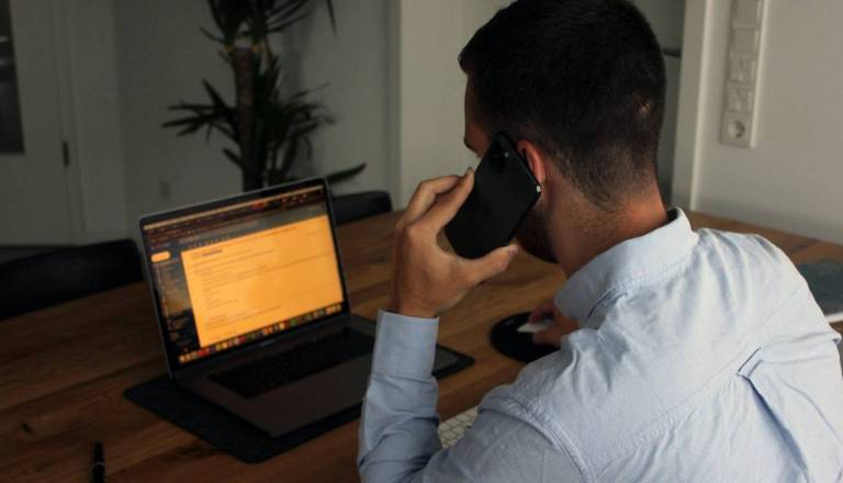 Lažno sporočilo v imenu Sove, uporabnike pozivajo k previdnosti