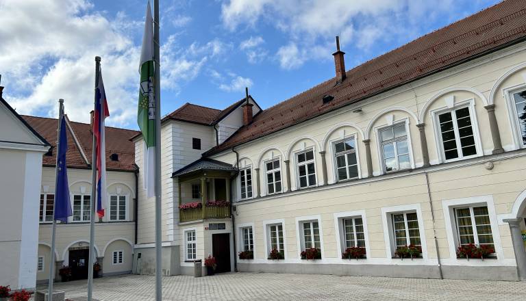 Občina Rače - Fram opozarja: ne spuščajte neznancev, ki se predstavljajo kot terapevti