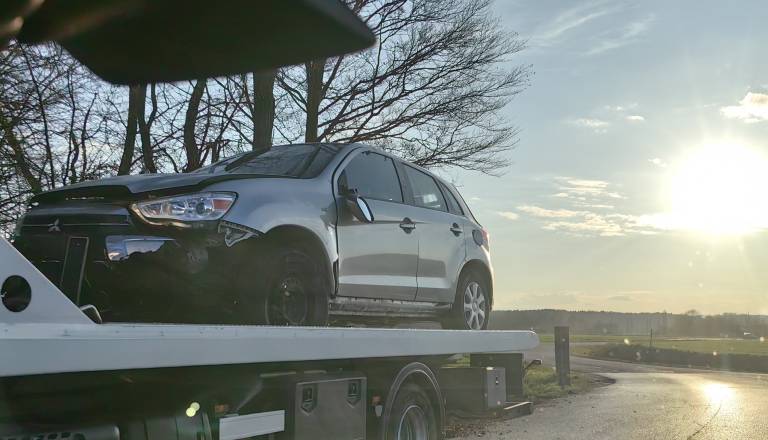 FOTO in VIDEO: Na Goričkem prišlo do prometne nesreče, dve osebi v bolnišnici