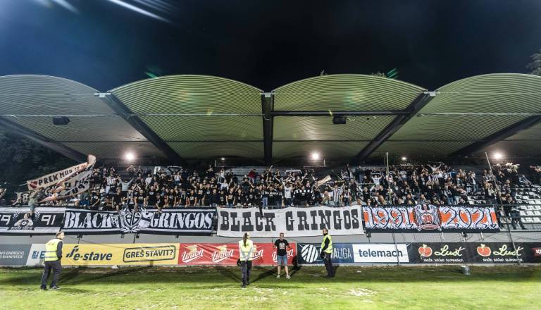 Ozračje pred derbijem vse bolj napeto, Black Gringos: Nastradala je celotna slovenska navijaška scena