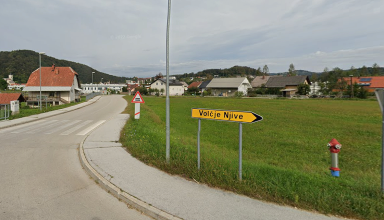 Med Mirno in Mokronogom popolna zapora lokalne ceste. Preverite kdaj in kje bo obvoz