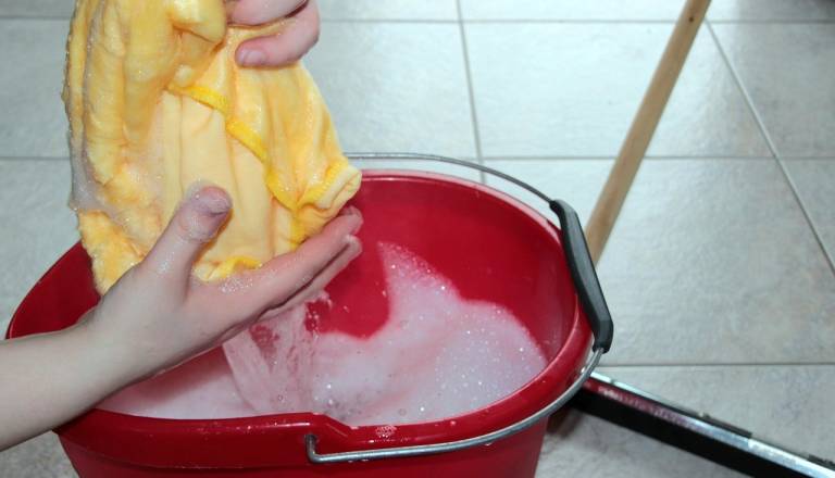 Ne pozabite! Teh pet stvari doma večina ljudi nikoli ne očisti