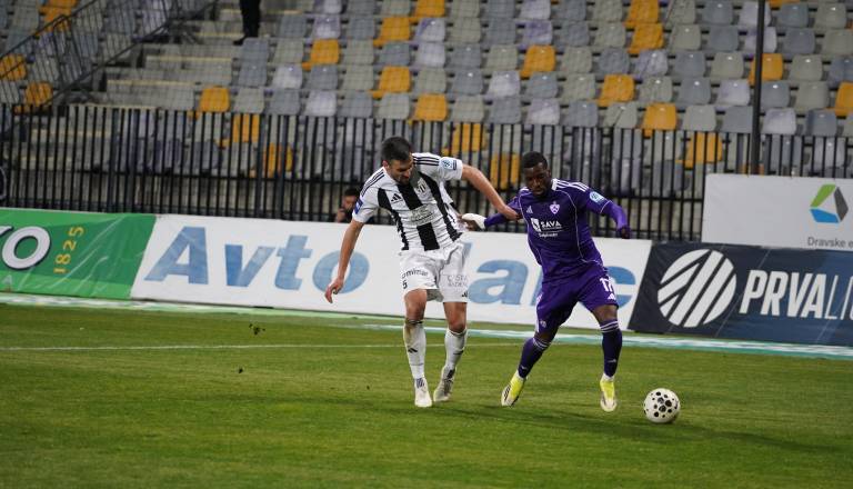 V ŽIVO: Maribor - Mura 3:0*