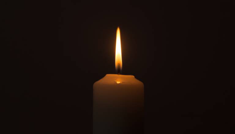 Poslovil se je kitarist kultne 'težkometalne' skupine