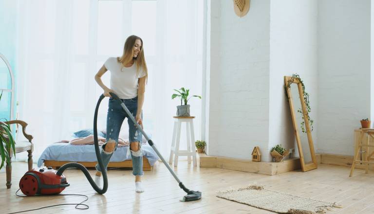 Tudi vi pozabljate? Teh pet stvari doma večina ljudi nikoli ne očisti