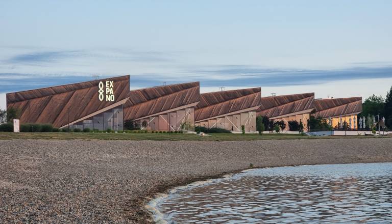 Občina objavila javno naročilo za izdelavo natečajne rešitve za Tehnološko kompetenčni park Soboško jezero, nato postopek ustavila. Zakaj?
