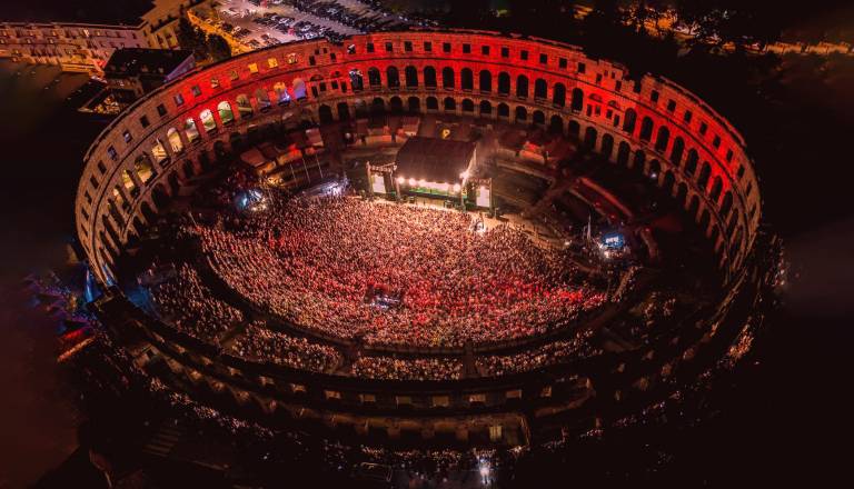 Še en legendarni bend prihaja v Areno Pula