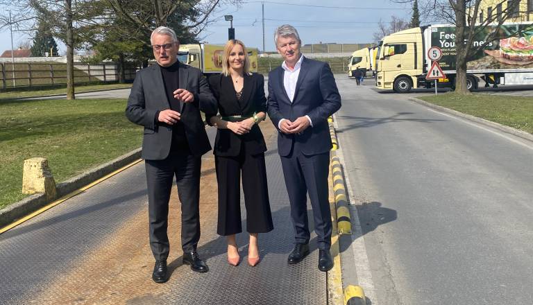 FOTO in VIDEO: Na Ptuju postavili temeljni kamen za skoraj 100-milijonsko širitev Mesne industrije Perutnina Ptuj