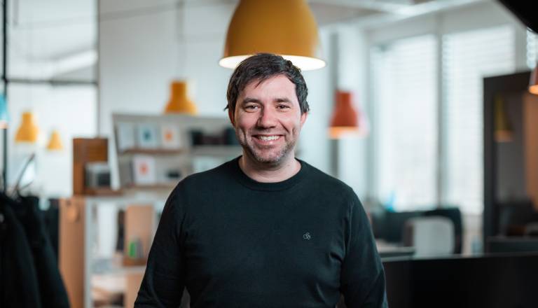 Soustanovitelj podjetja Chipolo: »Če sam nisi pripravljen skočiti v vodo, je težko pričakovati, da bodo drugi plavali s tabo«