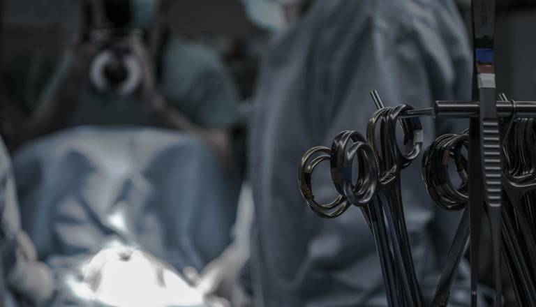 Šok v bolnišnici: Pacientki odstranili 36-kilogramski tumor 