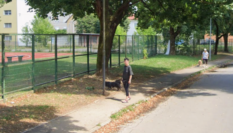 Bo prenova Litostrojske rešila tudi nevaren pločnik pri šoli?