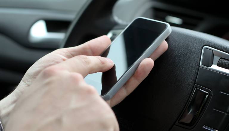 Hitro preverjanje e-vinjete kar prek mobilnega telefona