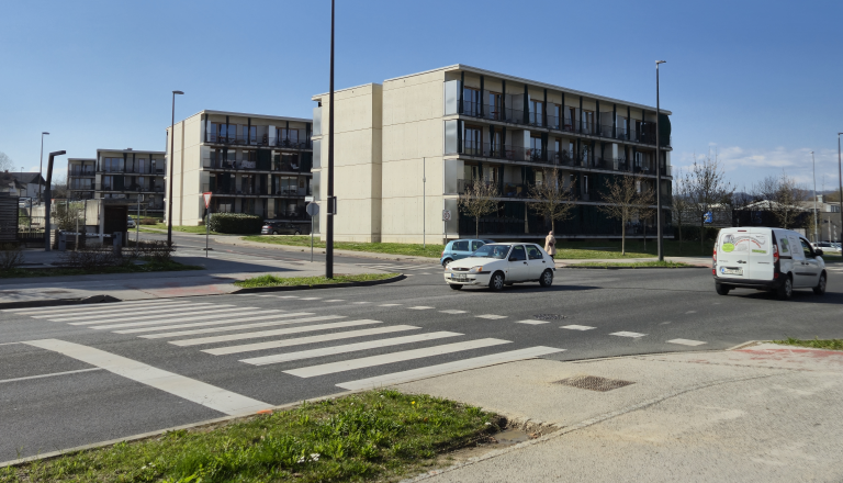 Mamica z Brda: »Če bi hčerka bila dva metra pred mano, bi jo povozil.« Bo potrebna smrtna žrtev?