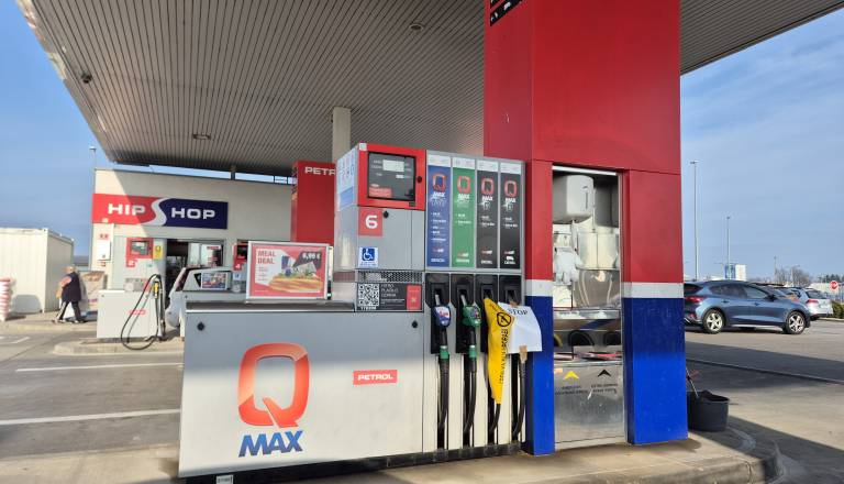 Cene goriva v nebo, ponekod podražitev tudi za 36 centov