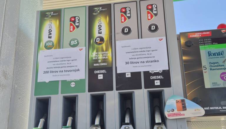 Cene pogonskih goriv na avtocestah niso več regulirane, za pričakovati podražitev
