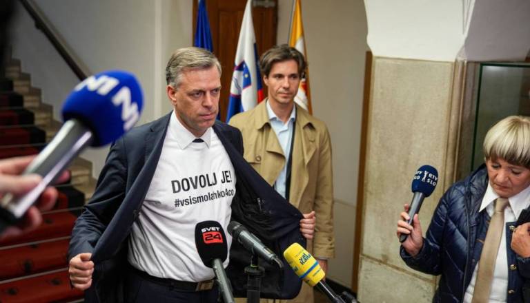 Macedoni z jasnim pozivom tožilstvu: Osumljeni posamezniki so še vedno v šolah