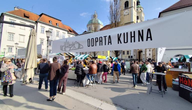 FOTO in VIDEO: Ljubljana je danes obstala, poglejte, kaj se je dogajalo na Odprti kuhni