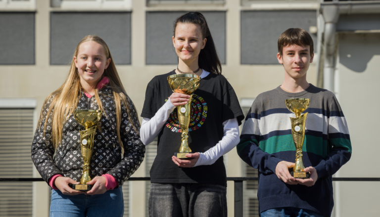 Izjemen uspeh pomurskega učenca, zrecitiral kar 731 decimalk števila pi