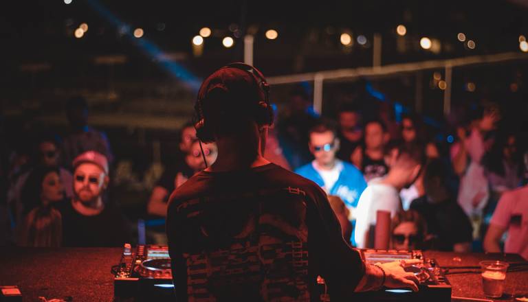 Nočno življenje na Ptuju: Kje se družijo mladi?