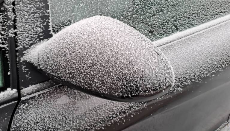 Pripravite bunde, možen sneg do nižin