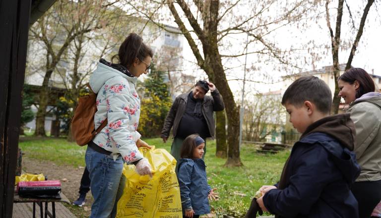 FOTO: Ptujčani znova stopili skupaj, uspešna čistilna akcija po vsem mestu