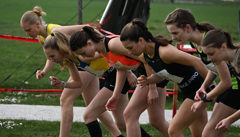FOTO in VIDEO: Ob Soboškem jezeru so se pomerili v krosu