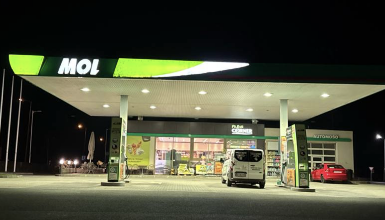 VIDEO: Avstrijci k nam, mi k Madžarom. Poglejte, zakaj so se Pomurci odpravili čez mejo