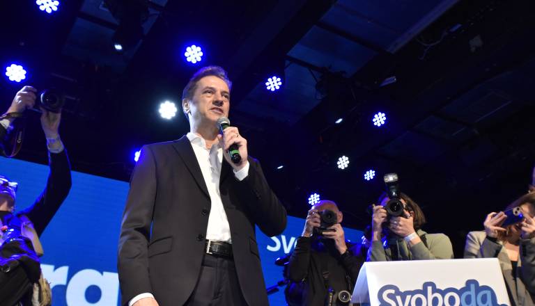 Tesna tekma SDS in Svobode na volitvah: Kdo bo zastopal Maribor v parlamentu?