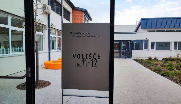 Kdo ni spoštoval volilnega molka: Lahko jih doletijo kazni do 3000 evrov