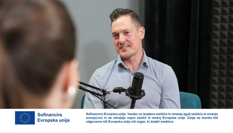 VIDEO: Kako dela ena najsodobnejših kmetij: »Če se žival dobro počuti, so rezultati boljši«