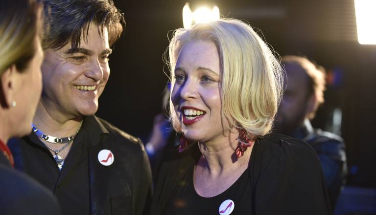 Urška Klakočar Zupančič naznanila umik iz politike