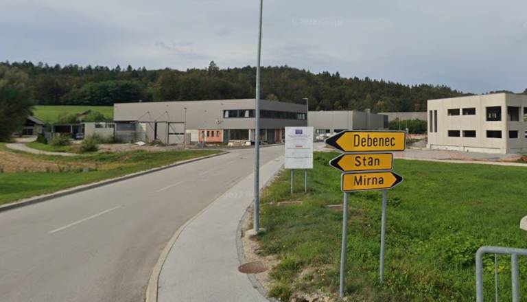 Okužena voda na Mirni: Situacijo nam je pojasnil še NIJZ