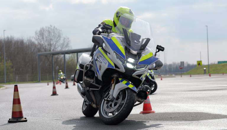 FOTO in VIDEO: Tako se murskosoboški policisti motoristi pripravljajo na sezono