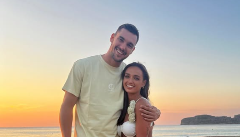 Sta Prekmurka Kaja Casar in sanjski Karlo ostala skupaj? »Nisem bila prepričana, da lahko zapustim Tenerife, ampak ...«