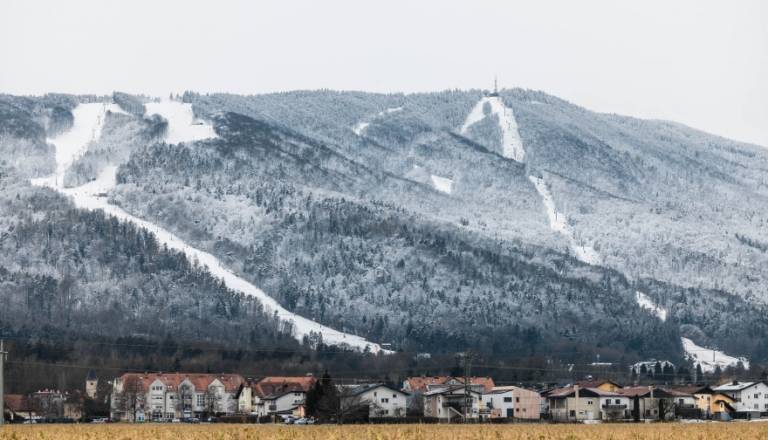 Meteorologi napovedujejo izredne razmere: Na Pohorju tudi do 30 centimerov snega, kaj čaka Maribor?