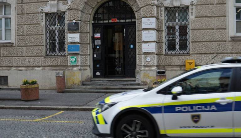 Mariborski svetnik bo na seji zahteval pojasnila o policijski preiskavi občine
