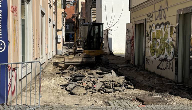 FOTO: Historična prehoda v Mariboru dobivata novo podobo