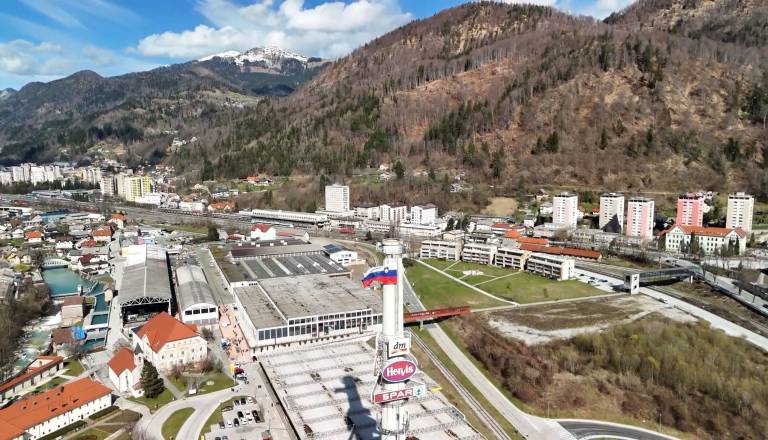 Jesenice: Več denarja za vrtce, promet pod pritiskom, gostinci z več svobode