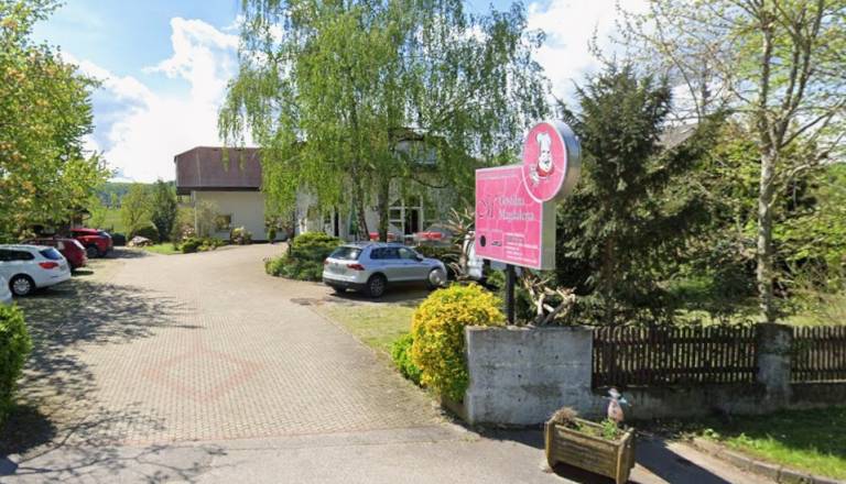 Ob meji s Hrvaško se za pol milijona evrov prodaja restavracija, ki je 'komaj' zaživela v novi obliki