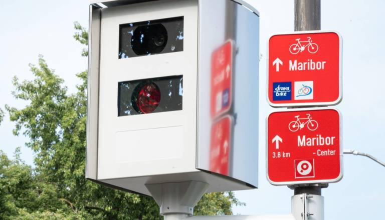 Radar na Gosposvetski ujel (le) 36 prehitrih voznikov, zdaj se znova seli. Kje bo stal?