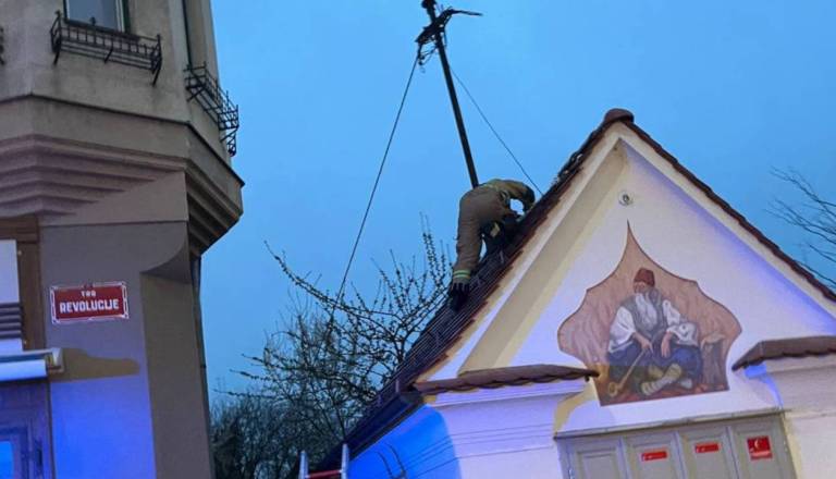 Več kot 21.500 odjemalcev ostalo brez elektrike: Kako jo je še Štajercem zagodel veter?